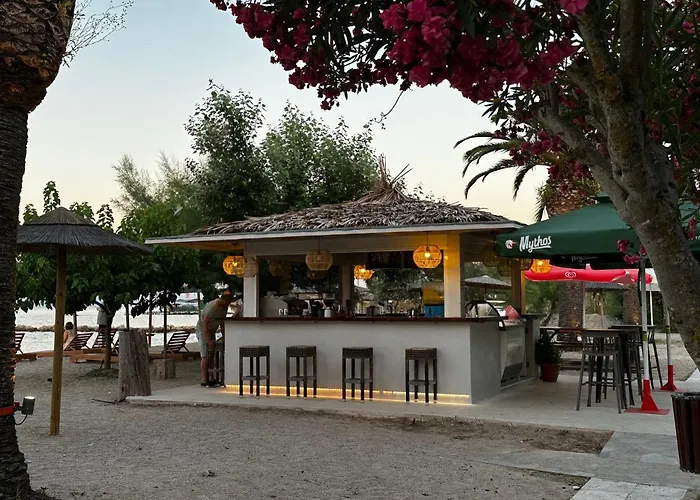 Three Stars Beach Hotel